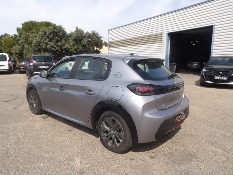 PEUGEOT 208 E-208 136CH STYLE 17MKM