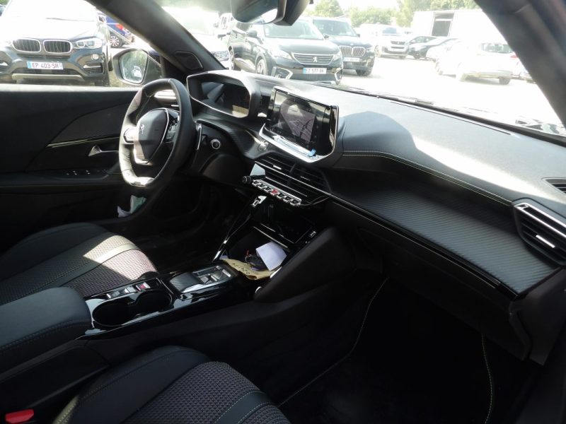 PEUGEOT 2008 1.2 TURBO 130CH S&S GT EAT8 2023