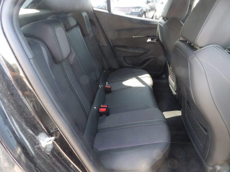 PEUGEOT 2008 1.2 TURBO 130CH S&S GT EAT8 2023