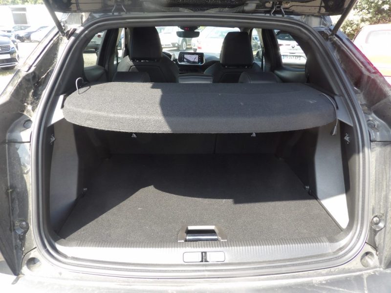 PEUGEOT 2008 1.2 TURBO 130CH S&S GT EAT8 2023