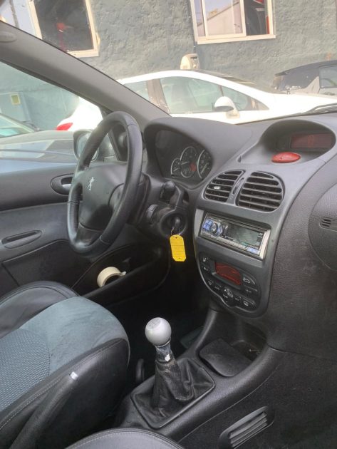 PEUGEOT 206 1.6 HDI 110 XT finition s16