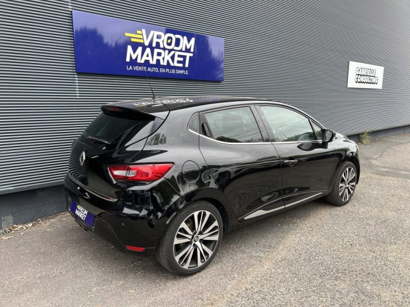 RENAULT CLIO IV 1.2 TCE 120CH EDC INITIALE PARIS  2015