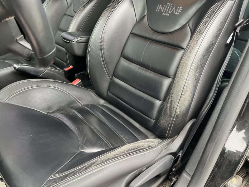 RENAULT CLIO IV 1.2 TCE 120CH EDC INITIALE PARIS  2015