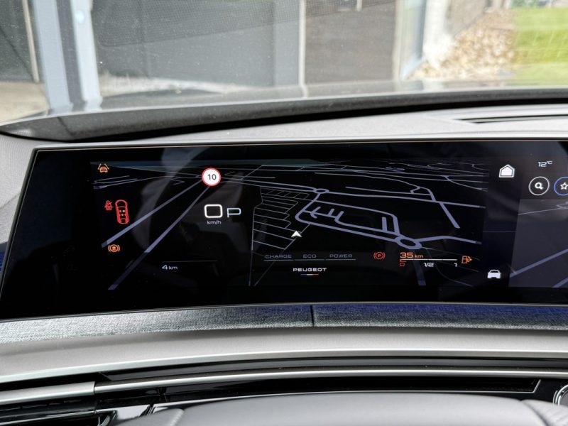 PEUGEOT 3008 HYBRID 145 E-DCS6 GT 2025