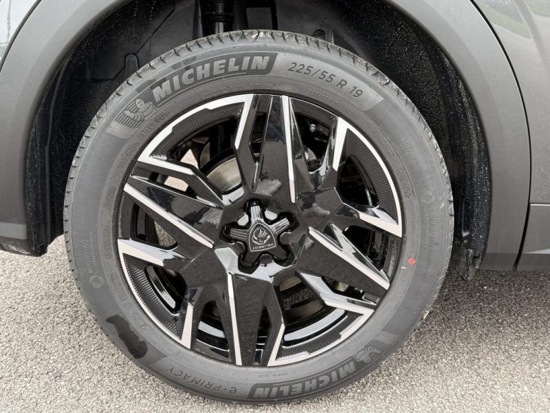 PEUGEOT 3008 HYBRID 145 E-DCS6 GT 2025
