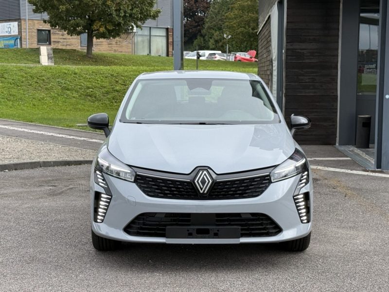 RENAULT CLIO BLUE DCI 100 GSR2 EVOLUTION + CAMERA DE RECUL undefined