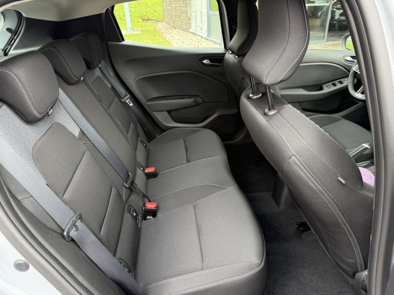 RENAULT CLIO BLUE DCI 100 GSR2 EVOLUTION + CAMERA DE RECUL undefined