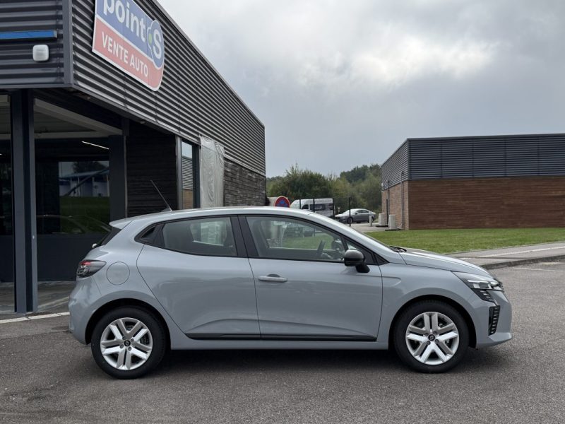 RENAULT CLIO BLUE DCI 100 GSR2 EVOLUTION + CAMERA DE RECUL undefined