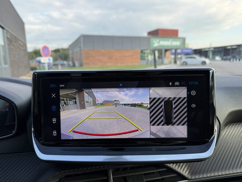 PEUGEOT 208 HYBRID 110 E-DCS6 ALLURE + ANGLES MORTS + NAVI 2025