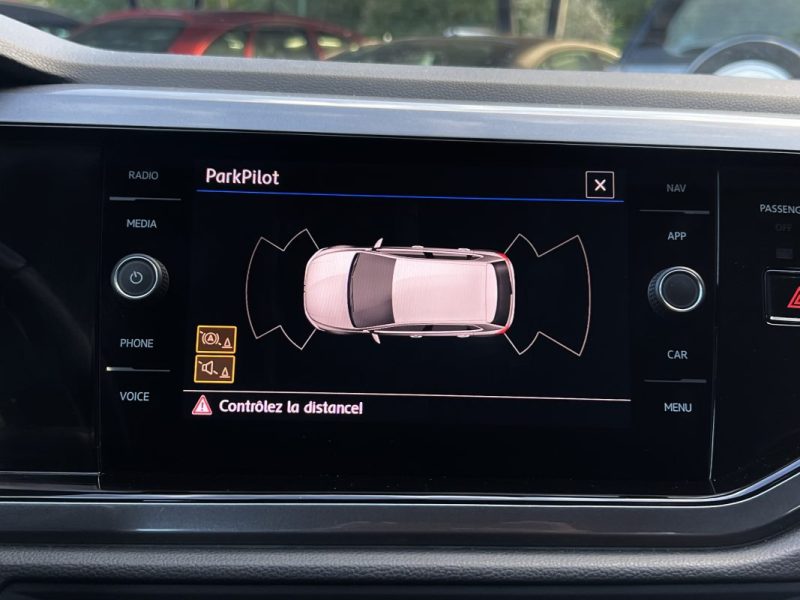 VOLKSWAGEN POLO 6 IV R-LINE 1.0 TSI 115 Cv BOITE AUTO / APPLE CARPLAY & ANDROID - GARANTIE 1 AN