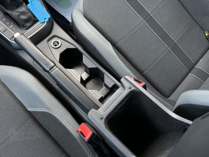 VOLKSWAGEN POLO 6 IV R-LINE 1.0 TSI 115 Cv BOITE AUTO / APPLE CARPLAY & ANDROID - GARANTIE 1 AN