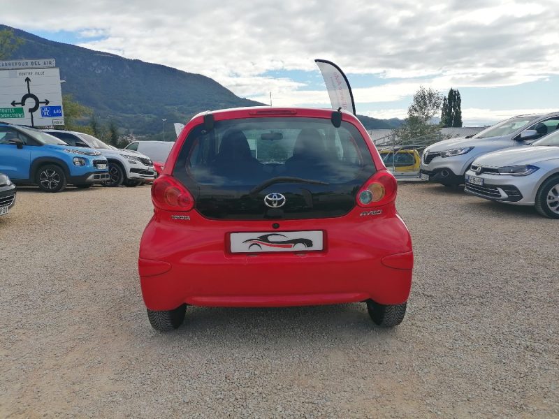 TOYOTA Aygo - 70ch essence Boite automatique