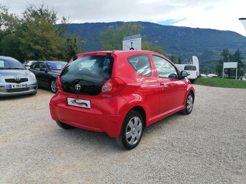 TOYOTA Aygo - 70ch essence Boite automatique