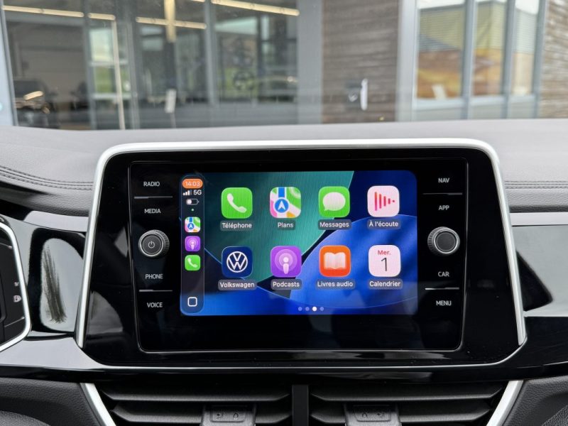 VOLKSWAGEN T-ROC 1.5 TSI 150 DSG7 R-LINE EDITION / MATRIX LED / SIEGES CHAUFFANTS 2025