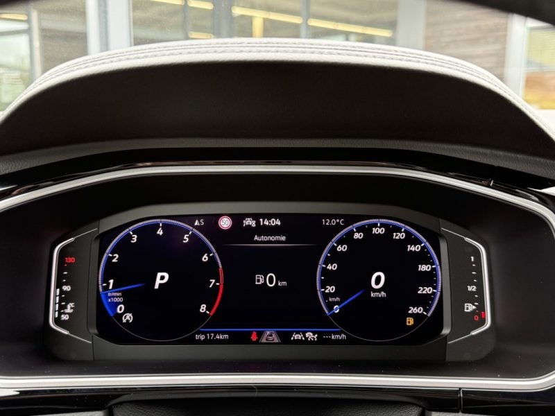 VOLKSWAGEN T-ROC 1.5 TSI 150 DSG7 R-LINE EDITION / MATRIX LED / SIEGES CHAUFFANTS 2025