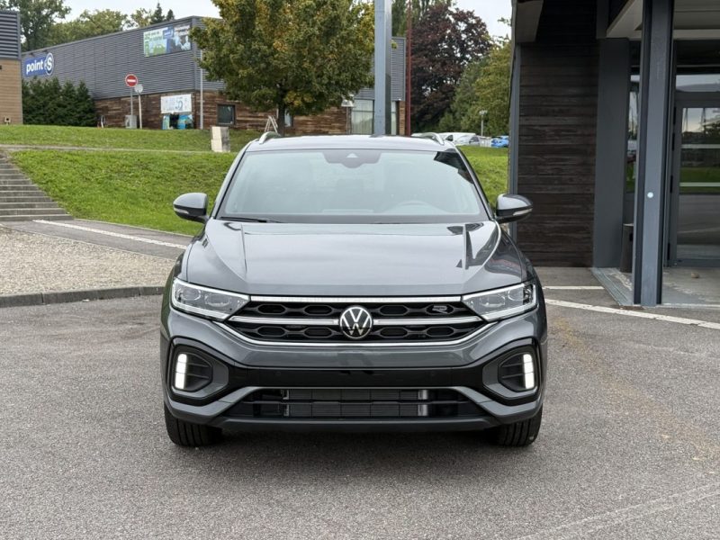 VOLKSWAGEN T-ROC 1.5 TSI 150 DSG7 R-LINE EDITION / MATRIX LED / SIEGES CHAUFFANTS 2025