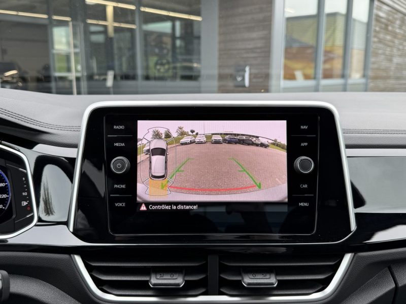 VOLKSWAGEN T-ROC 1.5 TSI 150 DSG7 R-LINE EDITION / MATRIX LED / SIEGES CHAUFFANTS 2025
