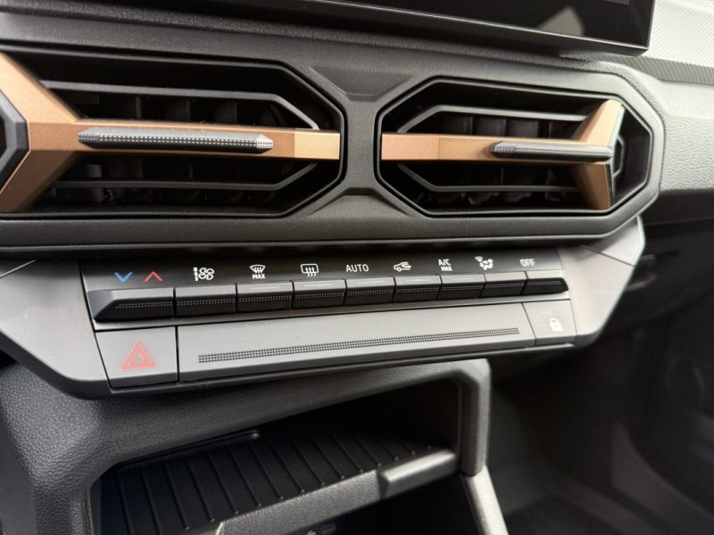 DACIA DUSTER TCE 130 4X2 EXTREME / PACK TECHNO / PACK CITY 2025