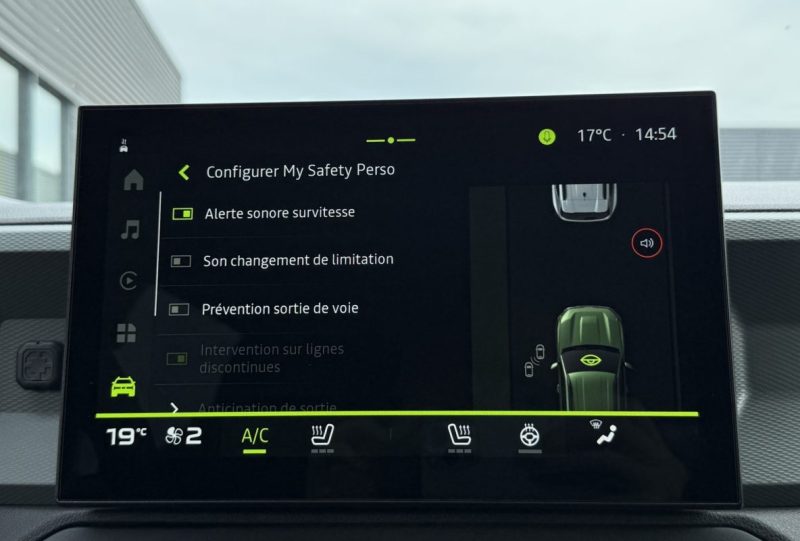 DACIA DUSTER TCE 130 4X2 EXTREME / PACK TECHNO / PACK CITY 2025