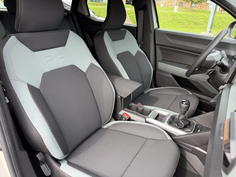 DACIA DUSTER TCE 130 4X2 EXTREME / PACK TECHNO / PACK CITY 2025