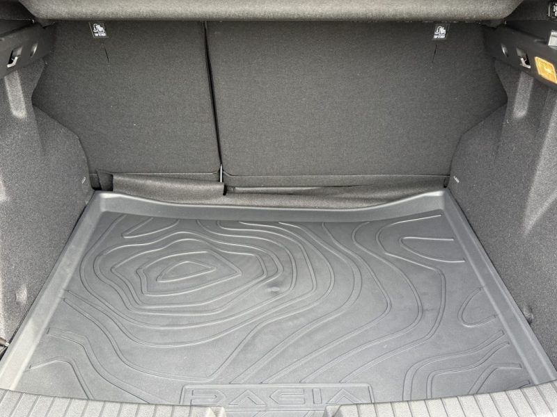 DACIA DUSTER TCE 130 4X2 EXTREME / PACK TECHNO / PACK CITY 2025