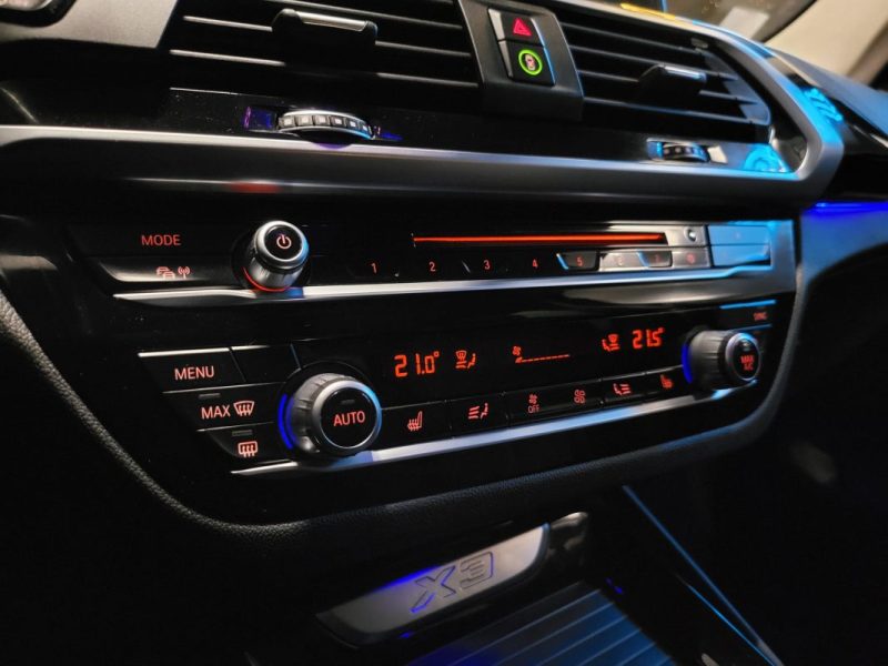 BMW SERIE X3 SDRIVE18D150CH XLINE TOIT OUVRANT / ENTRETIEN BMW / HAYON MAIN LIBRE  2019