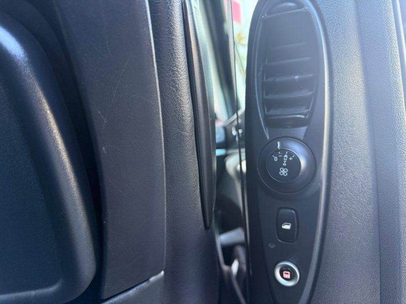 CITROEN C8  2.2 HDI 170CV EXCLUSIVE FAIBLE KILOMETRAGE GARANTIE 12 MOIS 