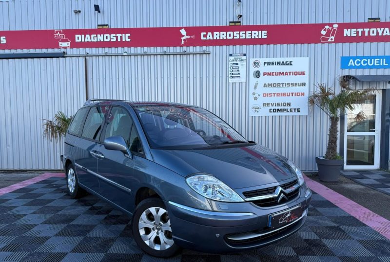 CITROEN C8  2.2 HDI 170CV EXCLUSIVE FAIBLE KILOMETRAGE GARANTIE 12 MOIS 