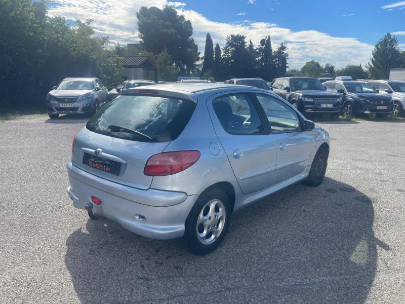 PEUGEOT 206 2.0 HDI 90 CLIM 228MKM