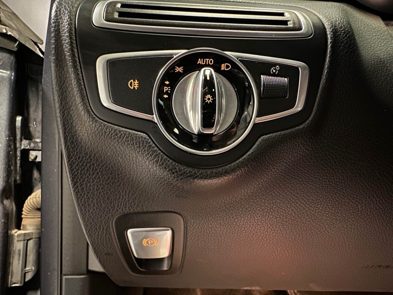 MERCEDES CLASSE C 220 d BLUETEC SPORTLINE 9G-TRONIC TOIT PANORAMIQUE