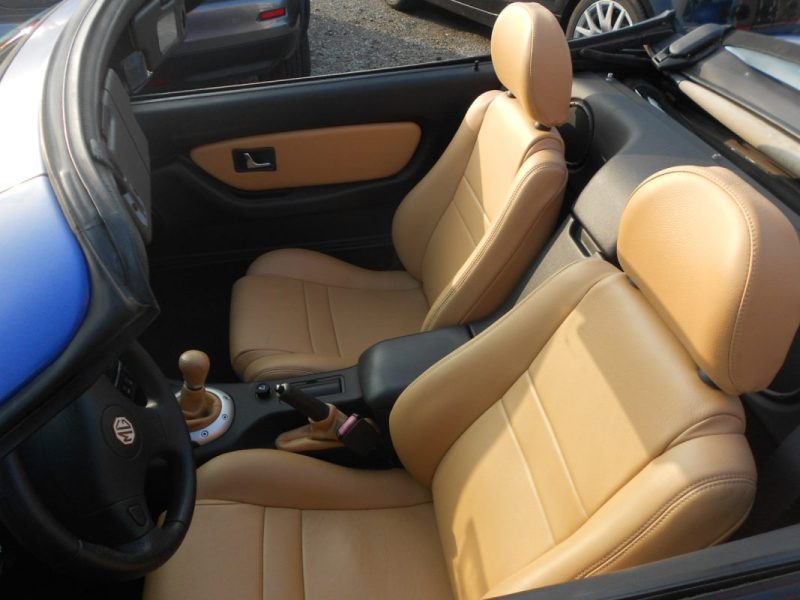 MG TF 160 2002 capote neuve cuir havane  peinture neuve.