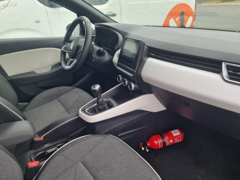 RENAULT CLIO RENAULT CLIO 1.0 TCE TECHNO 2023