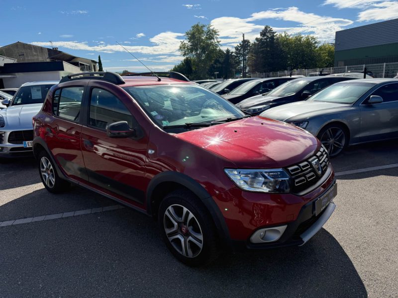DACIA SANDERO 0.9 TCE 90CH LAURÉATE GARANTIE  1ERE MAIN 