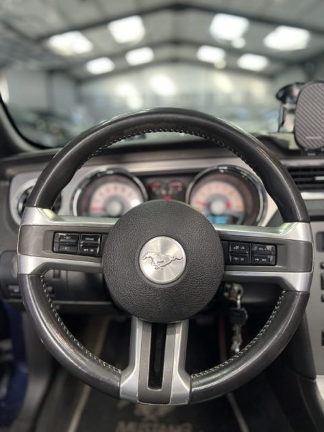 FORD MUSTANG 3.7 V6 310CH CONVERTIBLE CABRIOLET  2011
