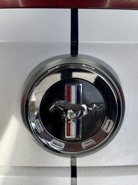 FORD MUSTANG 3.7 V6 310CH CONVERTIBLE CABRIOLET  2011