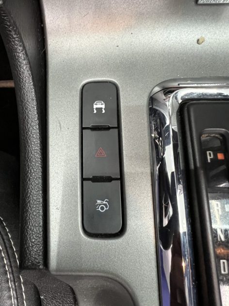 FORD MUSTANG 3.7 V6 310CH CONVERTIBLE CABRIOLET  2011