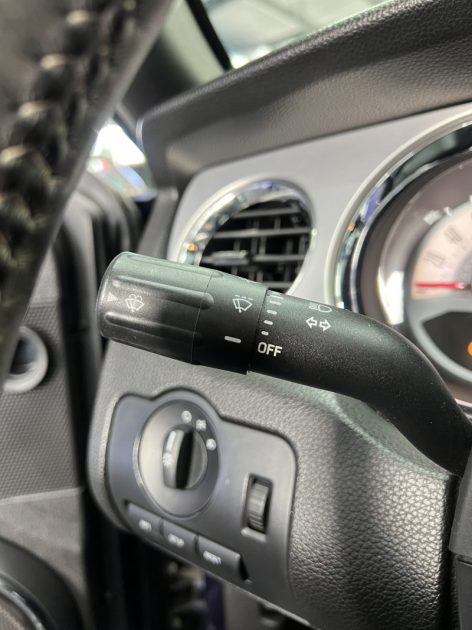 FORD MUSTANG 3.7 V6 310CH CONVERTIBLE CABRIOLET  2011