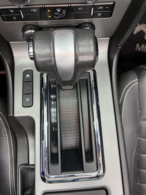 FORD MUSTANG 3.7 V6 310CH CONVERTIBLE CABRIOLET  2011