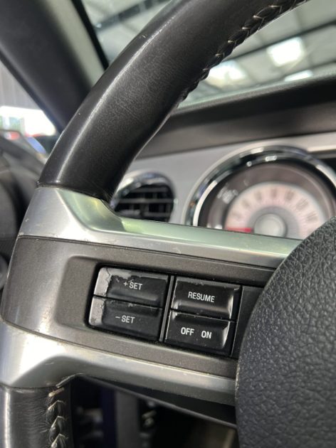 FORD MUSTANG 3.7 V6 310CH CONVERTIBLE CABRIOLET  2011