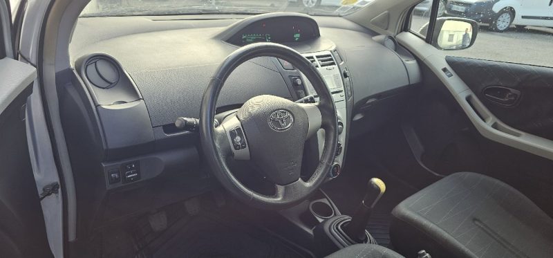 TOYOTA YARIS 1.3 VVT-I 90CH COOL 2006