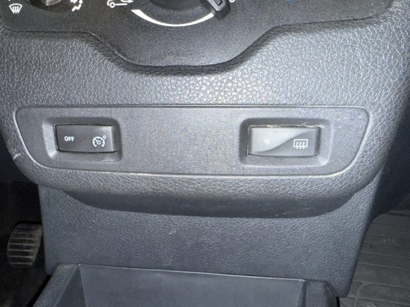 DACIA LODGY 1.5 DCI 90 CV 7 places - Attelage 