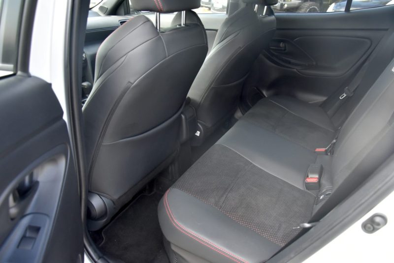 TOYOTA YARIS CROSS 116H GR SPORT -7 5554KM -1ÈRE MAIN 2024