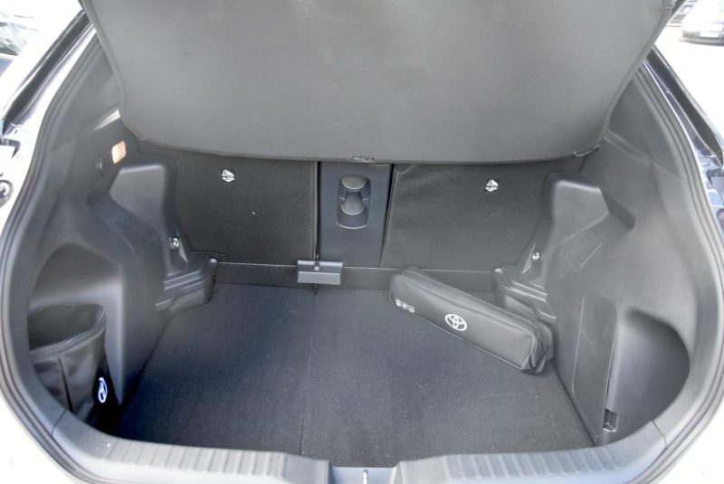 TOYOTA YARIS CROSS 116H GR SPORT -7 5554KM -1ÈRE MAIN 2024