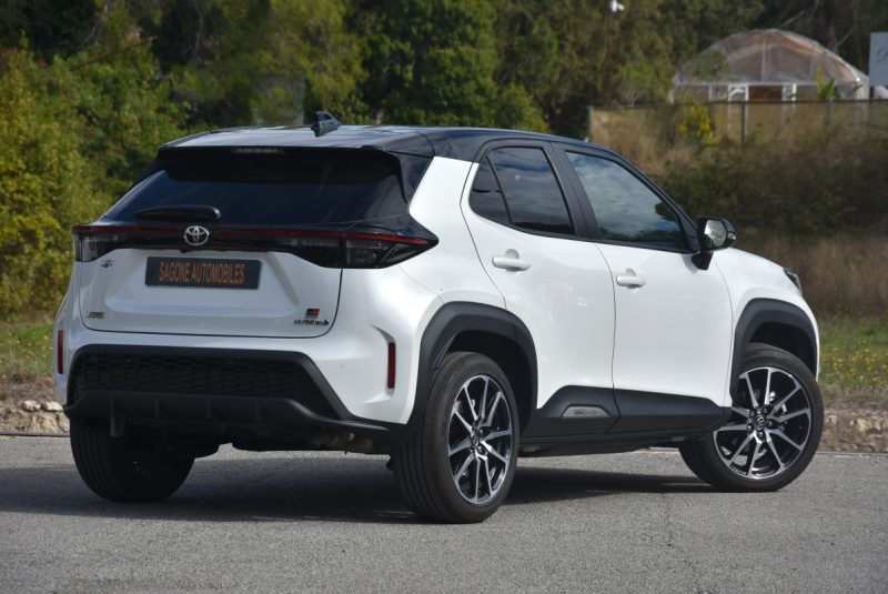 TOYOTA YARIS CROSS 116H GR SPORT -7 5554KM -1ÈRE MAIN 2024