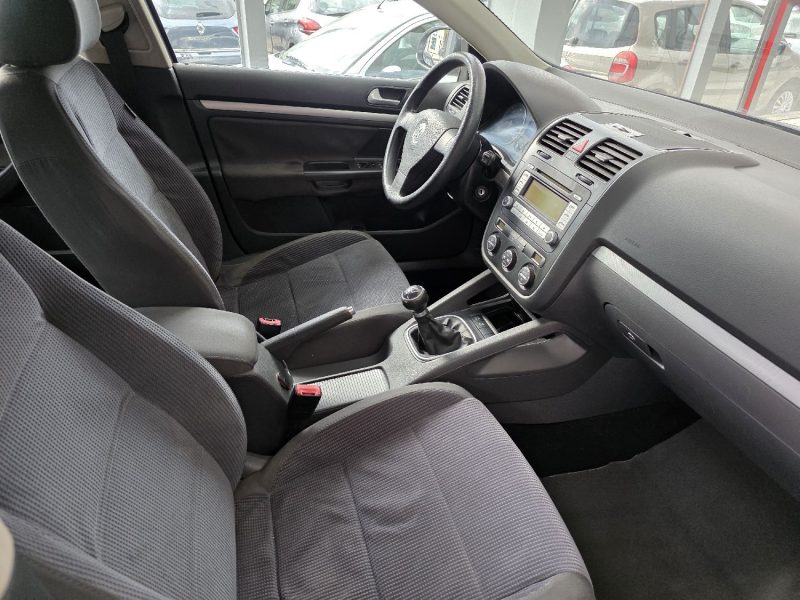 VOLKSWAGEN JETTA CONFORTLINE 1.9 TDI 105CH ANNEE 2007 220000KM