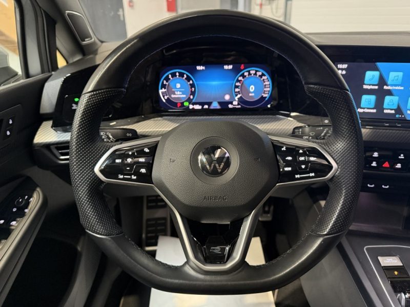 VOLKSWAGEN GOLF 8 1.5 eTSI 150 R-LINE DSG7 / T.O / H&K / IQ.Light