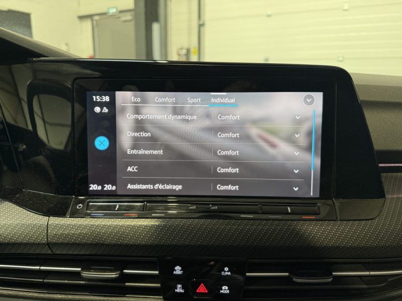 VOLKSWAGEN GOLF 8 1.5 eTSI 150 R-LINE DSG7 / T.O / H&K / IQ.Light