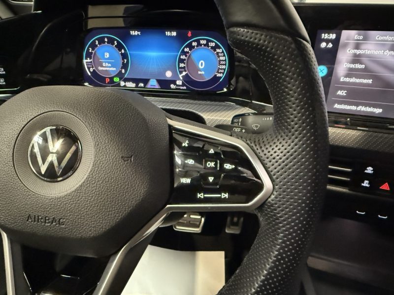 VOLKSWAGEN GOLF 8 1.5 eTSI 150 R-LINE DSG7 / T.O / H&K / IQ.Light