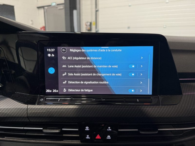 VOLKSWAGEN GOLF 8 1.5 eTSI 150 R-LINE DSG7 / T.O / H&K / IQ.Light