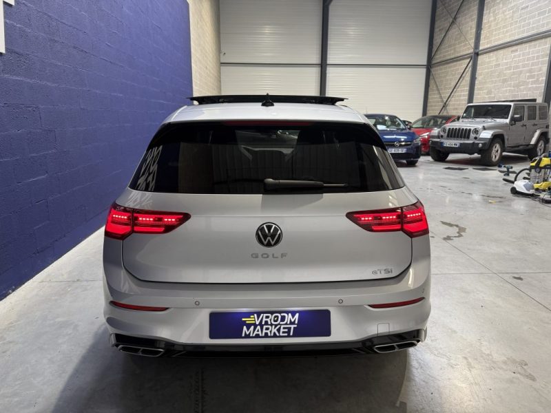 VOLKSWAGEN GOLF 8 1.5 eTSI 150 R-LINE DSG7 / T.O / H&K / IQ.Light